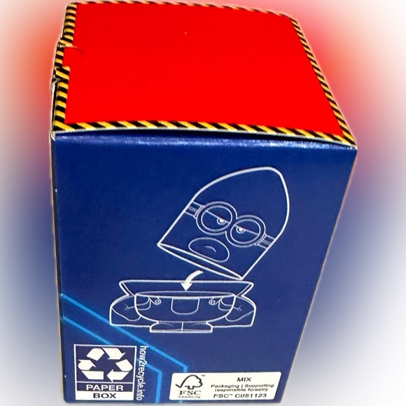 ILLUMINATIONS DESPICABLE ME4 MINION MCDONALD’S HAPPY MEAL TOY SEALED #3 MEGA GUS - Picture 2 of 6